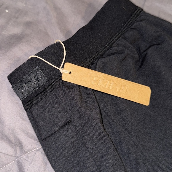 SKIMS BOYFRIEND LOOSE PANTS ONYX - Picture 3 of 8